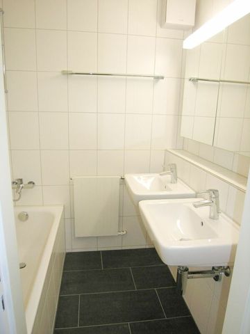 Moderne 4-Zimmer-Wohnung an ruhiger Lage - Photo 5