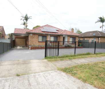 31 Goonaroi Street, Villawood, NSW 2163 - Photo 4