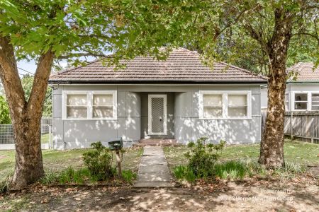 2 Bonnie View Street, Gymea NSW 2227 - Photo 4