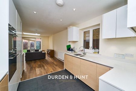 Elderberry Close, Romford - Photo 5