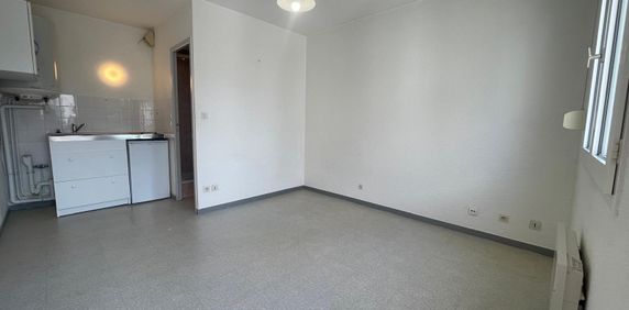 Location Appartement 1 pièce 16m² CHAMBRAY LES TOURS 37170 - Photo 2