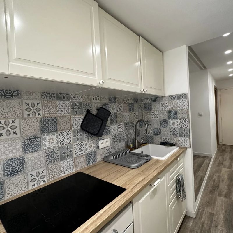 NICE FABRON Grand F1 meublé avec terrasse 34m² - Photo 1