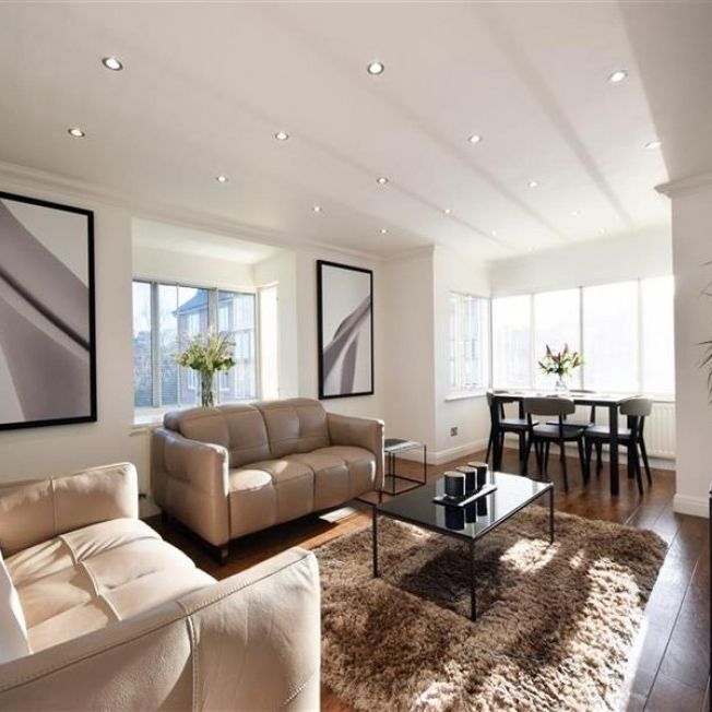 2 Bedroom Apartment To Let - Photo 1
