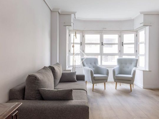 4 bedroom luxury Apartment for rent in Valencia, Spain - Photo 1