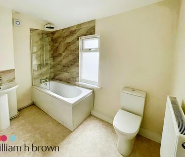 Grays, ., Essex - Photo 3