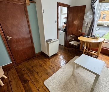 1 Bed Flat, Camden High Street, NW1 - Photo 3