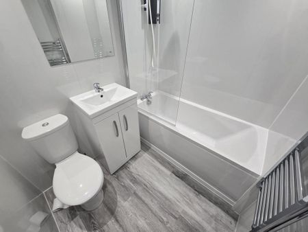 Jackson Terrace, top floor, AB24 - Photo 2