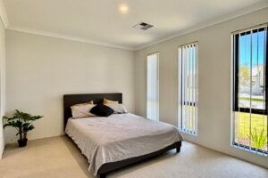 Attractive 4x2 home in whisper quiet location! - Photo 1