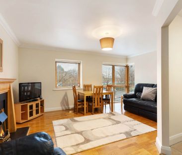 Price €2,000 pcm - Available Now - Furnished - Photo 4