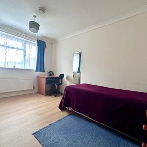 Cambridge CB5 - Photo 2