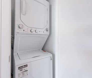 For Lease - 88 Agnes Street, Mississauga, Ontario - Photo 4