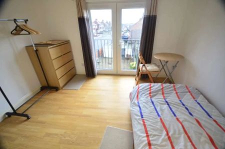 1 Bedroom Room To Let - Photo 5