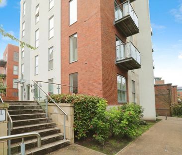 1 bedroom Flat To Let - Photo 4