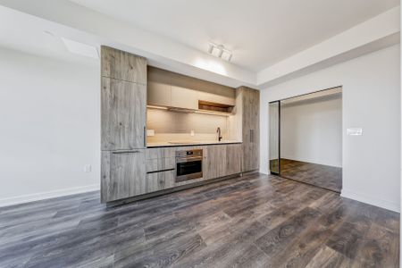 For Lease - 181 Sterling Road Unit# 921, Toronto, Ontario - Photo 2