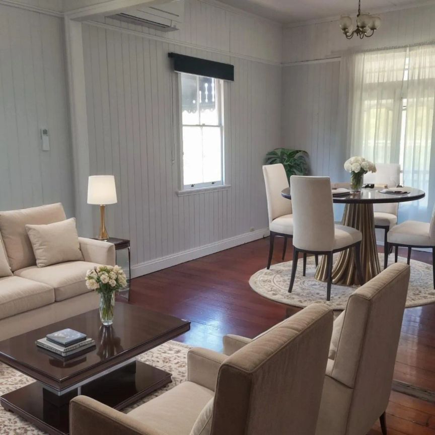 Spacious Dual-Level Family Home with 6 Bedrooms – Newly Renovated Downstairs - Photo 1