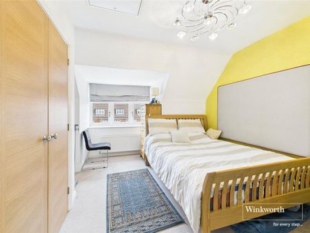 3 bedroom semi-detached house to rent - Photo 4