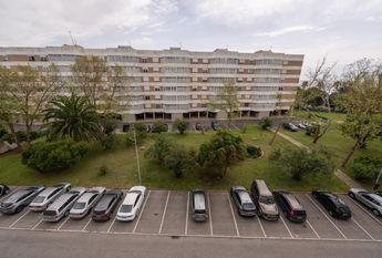 4 Bedroom Apartment with parking, Alto da Barra, Oeiras