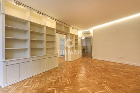 Piso en alquiler en Palacio – Madrid | Gilmar Consulting Inmobiliario - Photo 3