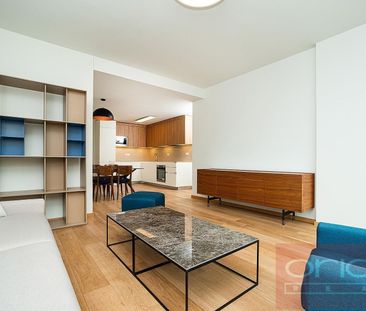 Apartment for rent, 2+kk - 1 bedroom, 62m - Photo 2