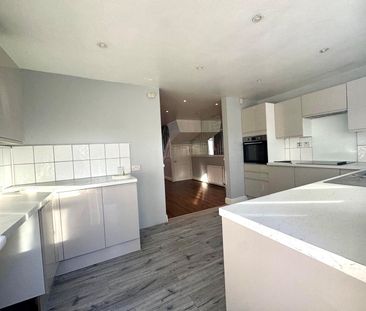 Willow Avenue, Swanley BR8 - Photo 2