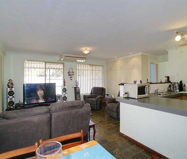 3 Lakewook Cove, Kenwick WA 6107 - House For Rent - $680 | Domain - Photo 3