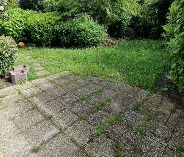 Schicke 2-Zimmer-Wohnung mit Wintergarten und Terrasse im ruhigen D... - Photo 1