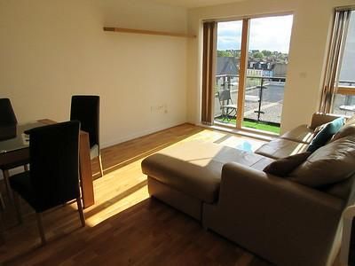 2 Bed Flat, Lawrie House, SW19 - Photo 5