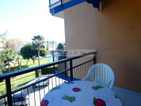 Apartamento en alquiler en Puerto Marina - Photo 2