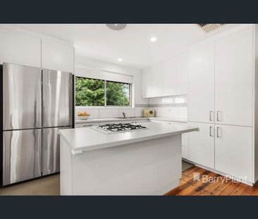 2 Moreton Crescent, Bundoora, Vic 3083 - Photo 5