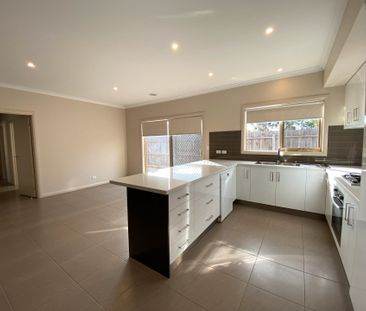 3/70-74 Christies Road, Leopold - Photo 6