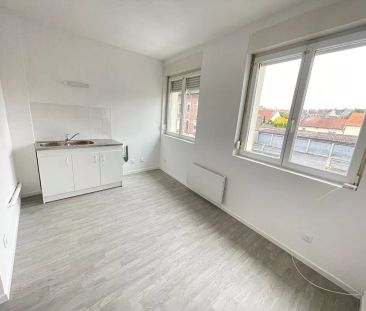À louer : Appartement 2 pièces à Saint Quentin, Isle - Photo 2