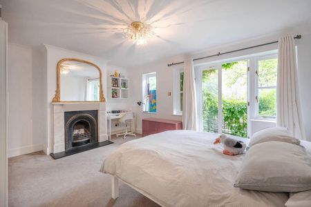 Byron Mews, London, NW3 - Photo 4