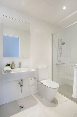 2-BALCONYS, 2-BED, 1-BATH, NOT FURNISHED - Photo 4