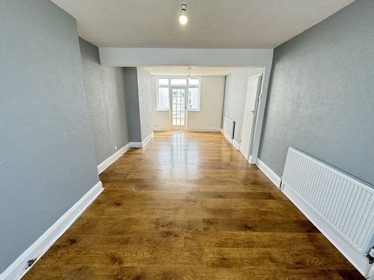 Overslade Crescent, Coventry, Cv6 2at, Coundon - Photo 1