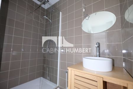 Location Appartement 2 pièces 47m² ST ETIENNE 42000 - Photo 4