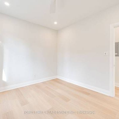 Recent renovations very spacious layout steps to St.clair west! - Photo 3