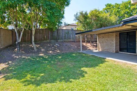 Three Bedroom Pimpama Home Ready to Move In! - Photo 4
