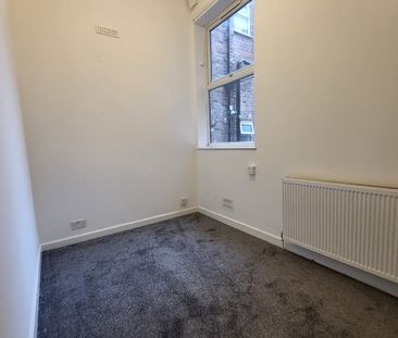 Studio Flat, Great Clowes Street, M7 - Photo 5