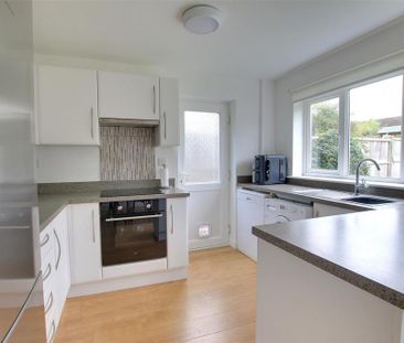 4 bedroom house to rent - Photo 5