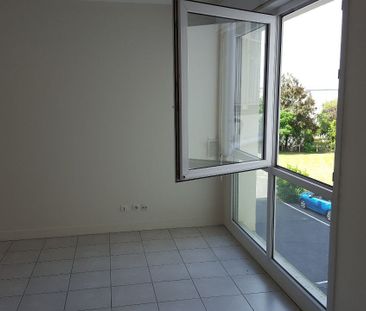 Appartement Joue Les Tours 1 pièce(s) 30.21 m2 - Photo 4