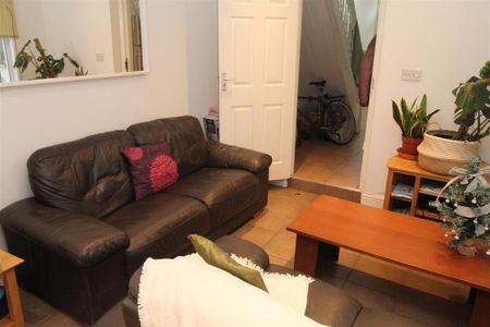 5 bedroom house to rent - Photo 2