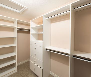 For Lease - 26 Thornbush Court, Richmond Hill, Ontario - Photo 1