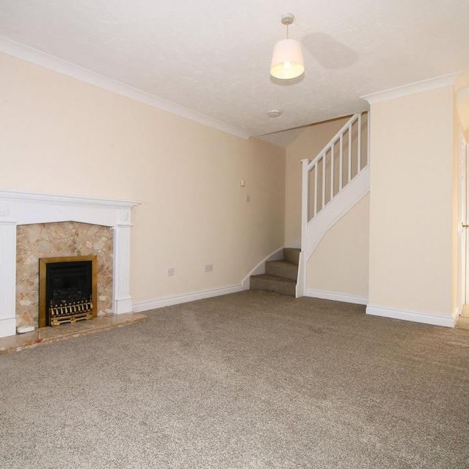2 bedroom terraced house to rent - Photo 1
