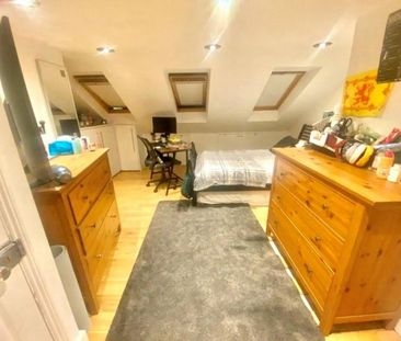 Claxton Grove, London - Photo 1