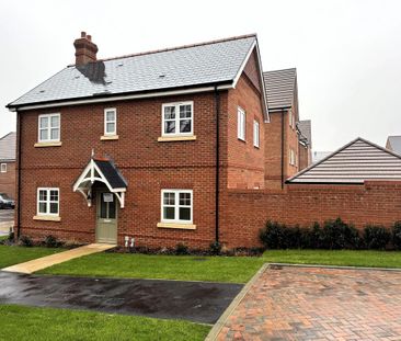 3 bedroom detached house to rent - Photo 5