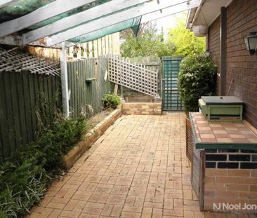 41 Barkly Street, BOX HILL - Photo 5