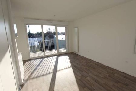 Appartement 3 pièces - - Photo 2