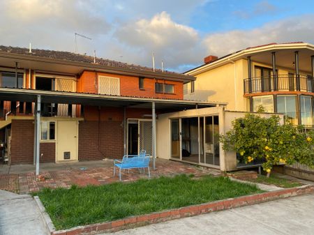 Thomastown - Photo 5