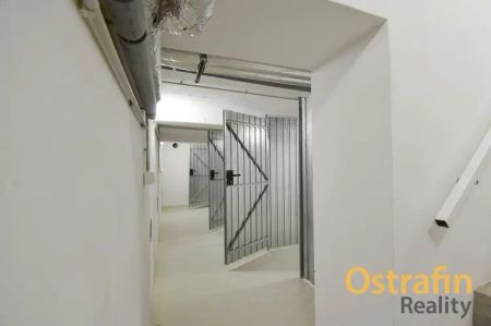 Pronájem bytu 2+kk + 2 vlastní parkovací místa, ul. Lidická, Ostrava - Vítkovice - Photo 5