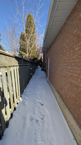 For Lease - 86 Elgin Mills Road Unit# Basement, Richmond Hill, Ontario - Photo 2